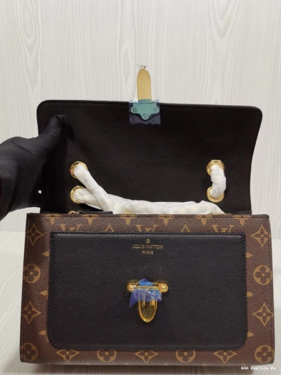 AAA Replica Ru Vuitton Louis VICTOIRE 0808